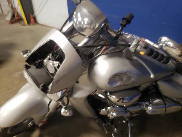 2006 SUZUKI M109R / VZ JS1VY53A562103020