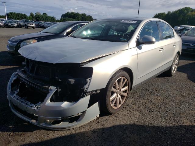2010 VOLKSWAGEN PASSAT KOM WVWJM7AN4AE075073