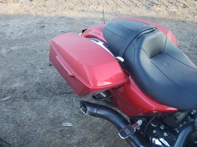 2019 HARLEY-DAVIDSON FLHX 1HD1KBC19KB646173