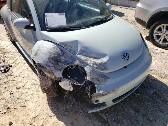 2010 VOLKSWAGEN NEW BEETLE 3VWRG3AG2AM028362