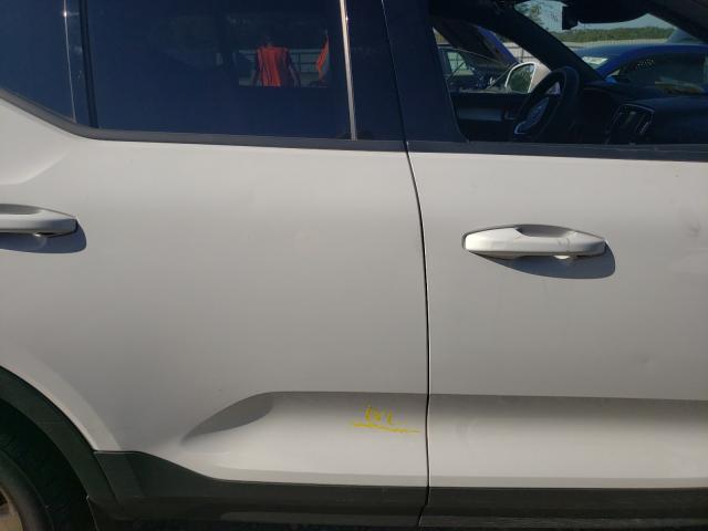 2019 VOLVO XC40 T5 MO YV4162UK7K2046388