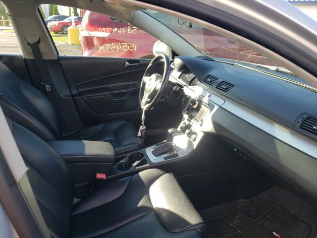 2010 VOLKSWAGEN PASSAT KOM WVWJM7AN4AE075073