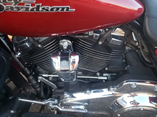 2019 HARLEY-DAVIDSON FLHX 1HD1KBC19KB646173