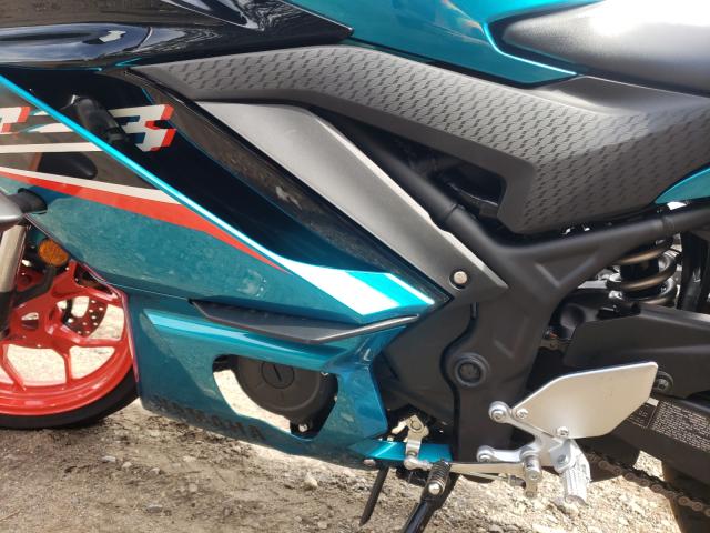 2021 YAMAHA YZFR3 A MH3RH18Y5MK007277