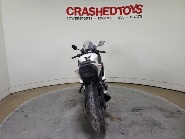 2019 YAMAHA YZFR3 A MH3RH18Y9KK002452