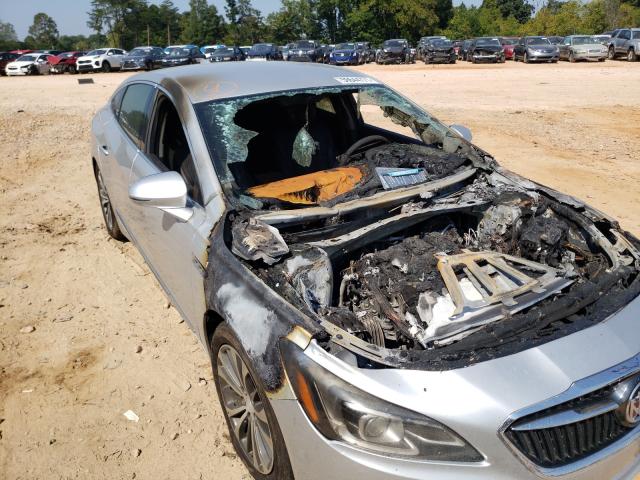 2018 BUICK LACROSSE E 1G4ZP5SS8JU126336