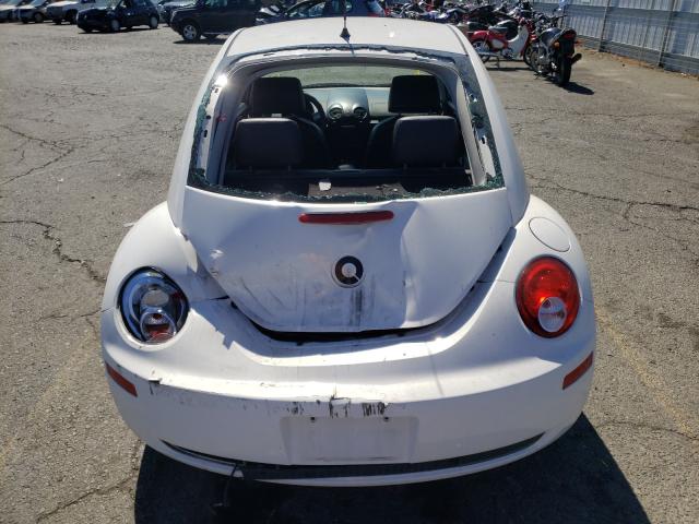 2010 VOLKSWAGEN NEW BEETLE 3VWPG3AG1AM014900