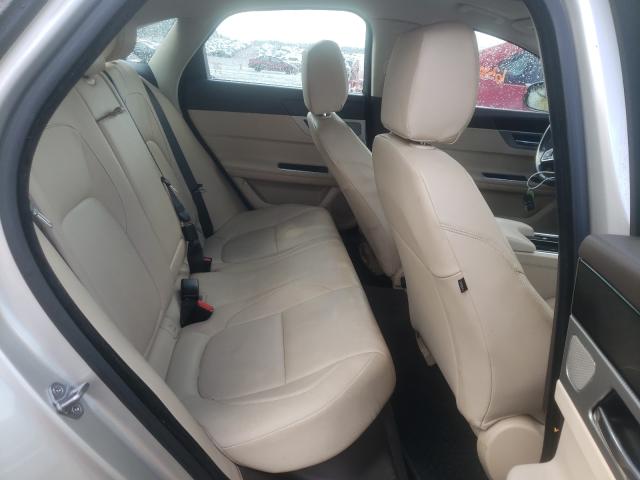 2016 JAGUAR XF PREMIUM SAJBD4BV2GCY09832