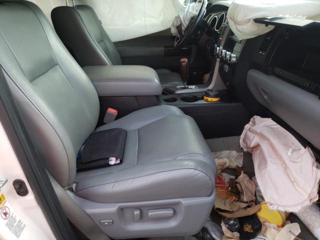 2011 TOYOTA SEQUOIA 5TDYY5G1XBS032221