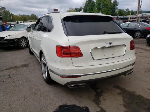 VIN SJAAC2ZV7HC015032 2017 Bentley Bentayga no.3