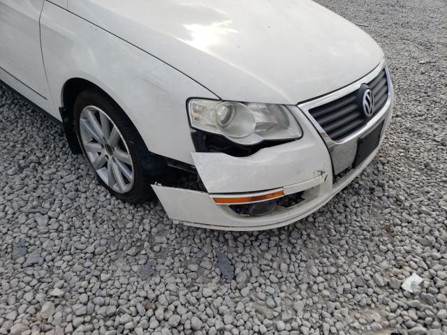 2010 VOLKSWAGEN PASSAT KOM WVWJK7AN3AE131980