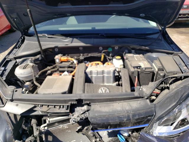 2016 VOLKSWAGEN E-GOLF SE WVWKP7AU7GW916289