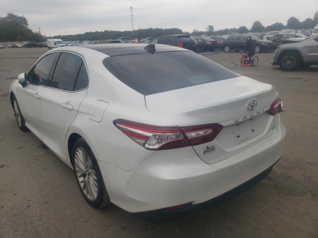 2018 TOYOTA UK 4T1B11HK5JU044597