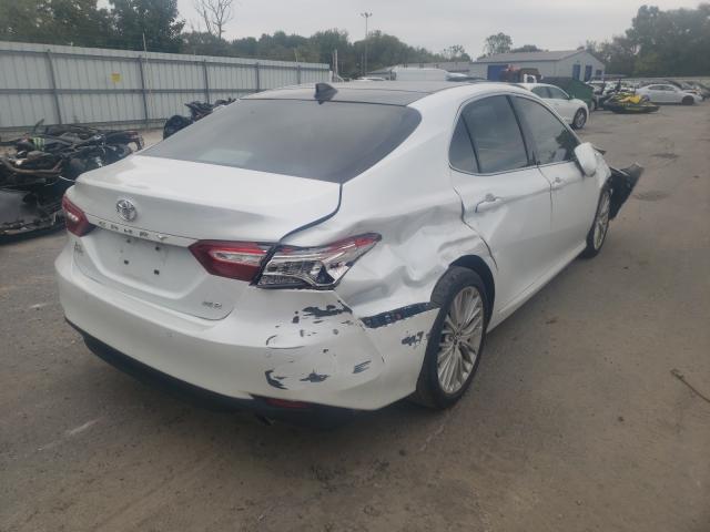 2018 TOYOTA UK 4T1B11HK5JU044597