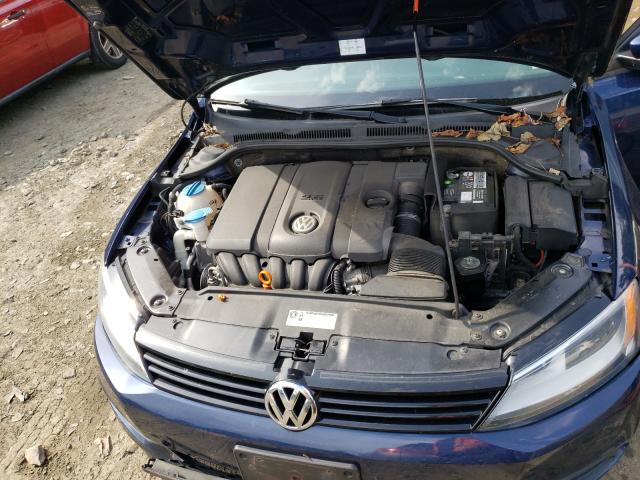 2011 VOLKSWAGEN 2S 3VWDX7AJXBM327905