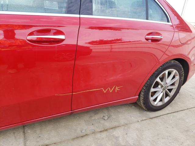 2019 MERCEDES-BENZ A 220 4MAT WDD3G4FB3KW017857