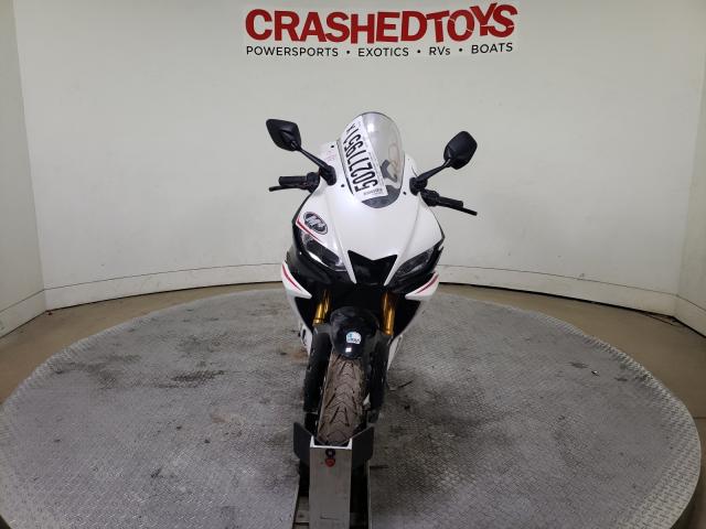 2019 YAMAHA YZFR3 A MH3RH18Y9KK002452
