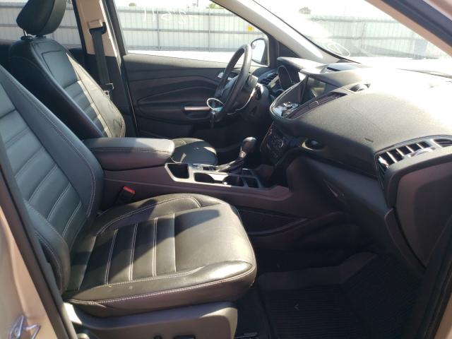 1FMCU9J94JUA48237 Ford Escape Tit 2018. Фото: 4