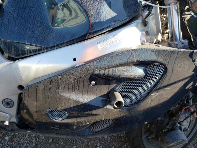 2000 SUZUKI GSX-R600 JS1GN78A5Y2100451