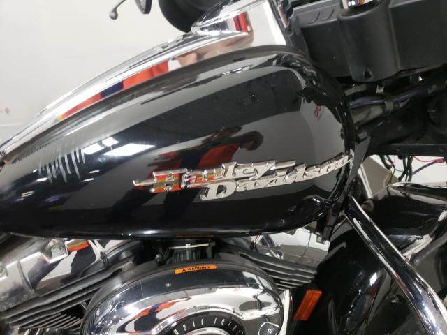 2007 HARLEY-DAVIDSON FLHX 1HD1KB4157Y614159