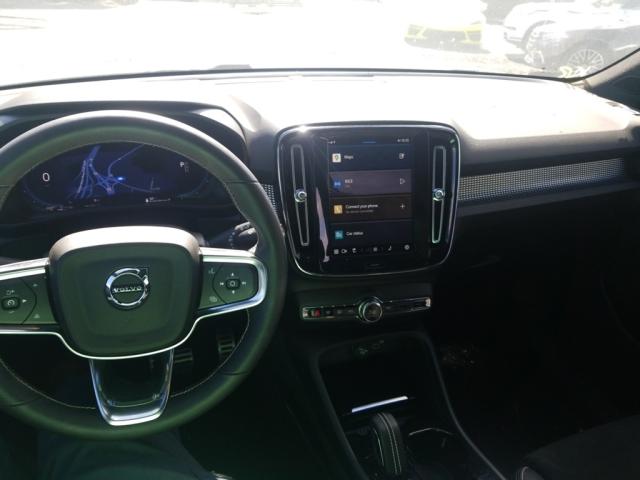 2021 VOLVO XC40 RECHA YV4ED3UR3M2557075