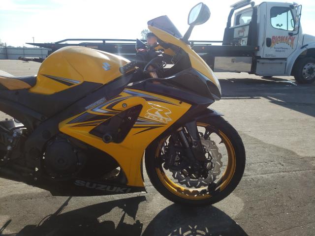 2007 SUZUKI GSX-R1000 JS1GT77AX72101505