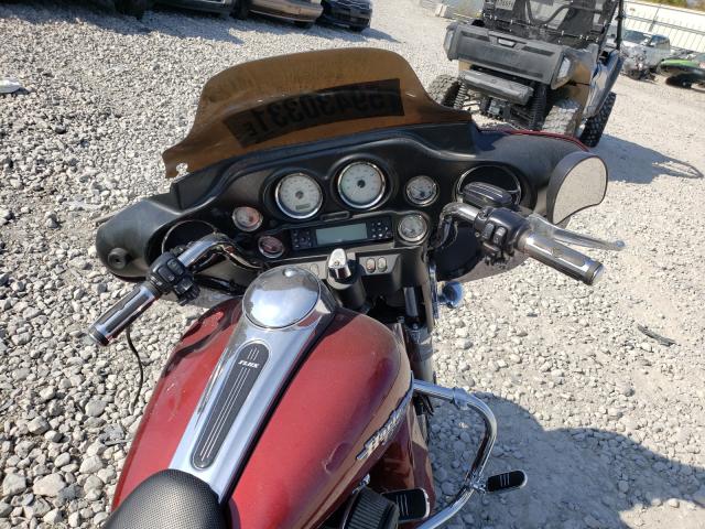 2010 HARLEY-DAVIDSON FLHX 1HD1KB415AB668622