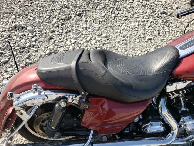 2010 HARLEY-DAVIDSON FLHX 1HD1KB415AB668622