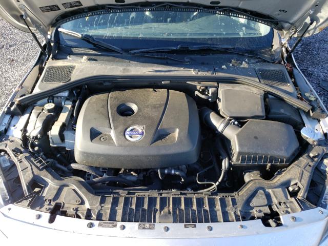 2015 VOLVO V60 PREMIE YV140MEB0F1200618