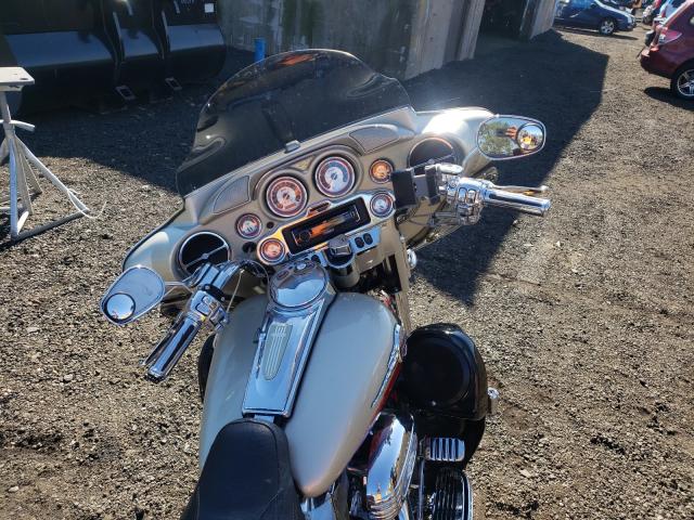 2006 HARLEY-DAVIDSON FLHTCUSE 1HD1PRE186Y955305