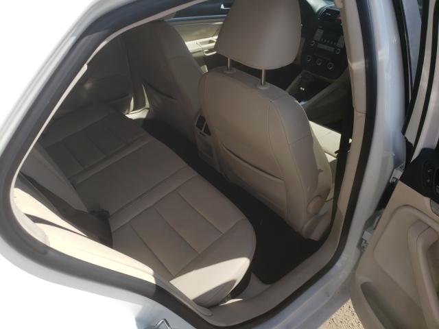 2010 VOLKSWAGEN JETTA LIMI 3VWAX7AJ4AM092547