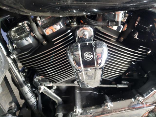 2019 HARLEY-DAVIDSON FLHTCU 1HD1FCC39KB649893