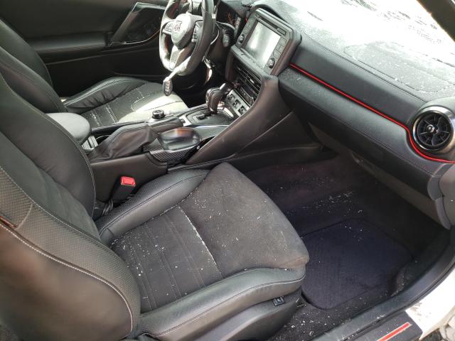 2018 NISSAN GT-R PURE JN1AR5EFXJM710055