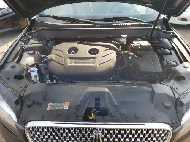 2017 LINCOLN MKZ RESERV 3LN6L5E93HR613260