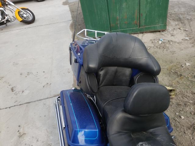 2009 HARLEY-DAVIDSON FLHTCU 1HD1FC4149Y620354