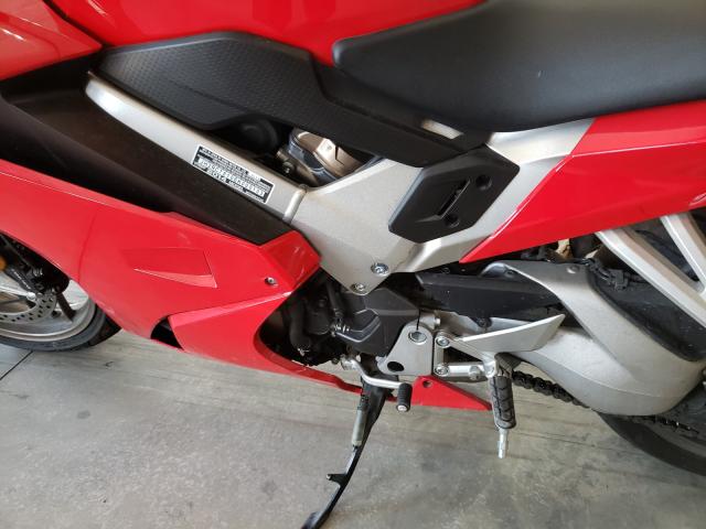 2014 HONDA VFR800 F JH2RC7910EK000103