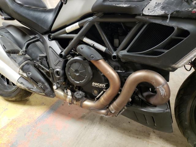 2014 DUCATI DIAVEL ZDM13BLWXEB016844