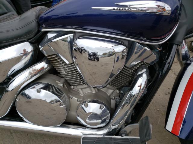 2004 HONDA VT1300 S 1HFSC52094A103479
