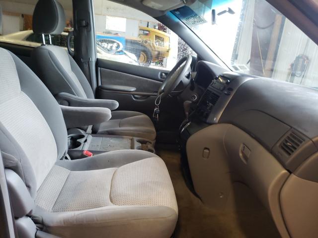 2010 TOYOTA SIENNA CE 5TDKK4CC2AS320497