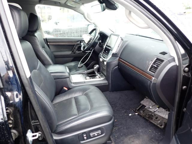 2017 TOYOTA LAND CRUIS JTMCY7AJ9H4048977