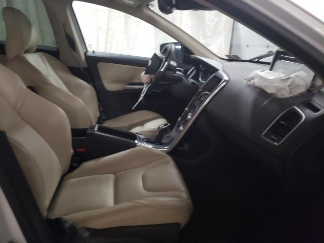 2017 VOLVO XC60 T6 DY YV449MRR4H2212963