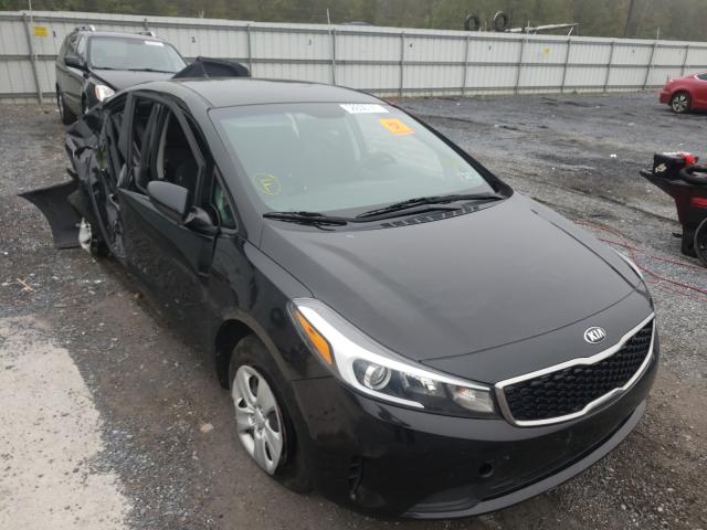 VIN 3KPFK4A71HE099910 2017 KIA Forte, LX no.1