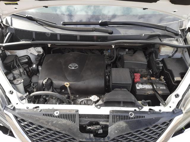 2017 TOYOTA SIENNA SE 5TDXZ3DC9HS787677