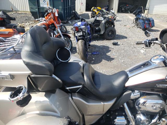 2018 HARLEY-DAVIDSON FLHTCUTG T 1HD1MAD14JB859646