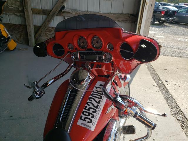 2010 HARLEY-DAVIDSON FLHX 1HD1KB415AB623261