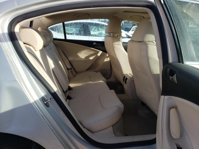 2010 VOLKSWAGEN PASSAT KOM WVWJK7AN8AE129075