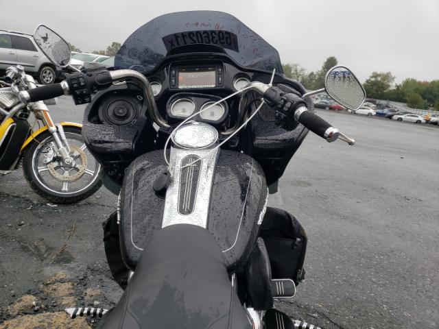 1HD1KTM16FB668044 Harley-Davidson Fltrxs Roa 2015. Фото: 4