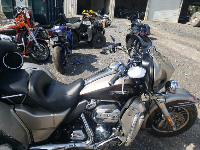 2018 HARLEY-DAVIDSON FLHTCUTG T 1HD1MAD14JB859646