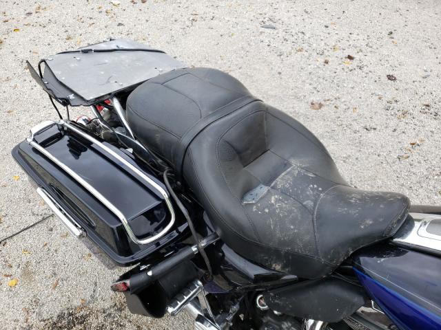 2011 HARLEY-DAVIDSON FLHTCUSE6 1HD1PR815BB957330