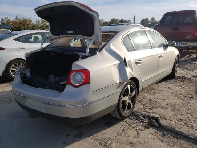 2010 VOLKSWAGEN PASSAT KOM WVWJK7AN8AE129075
